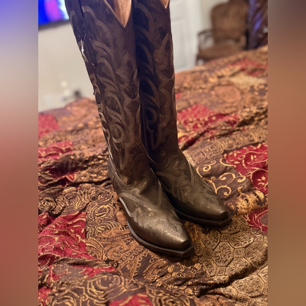 Shyanne Metallic Gold Heeled Boots